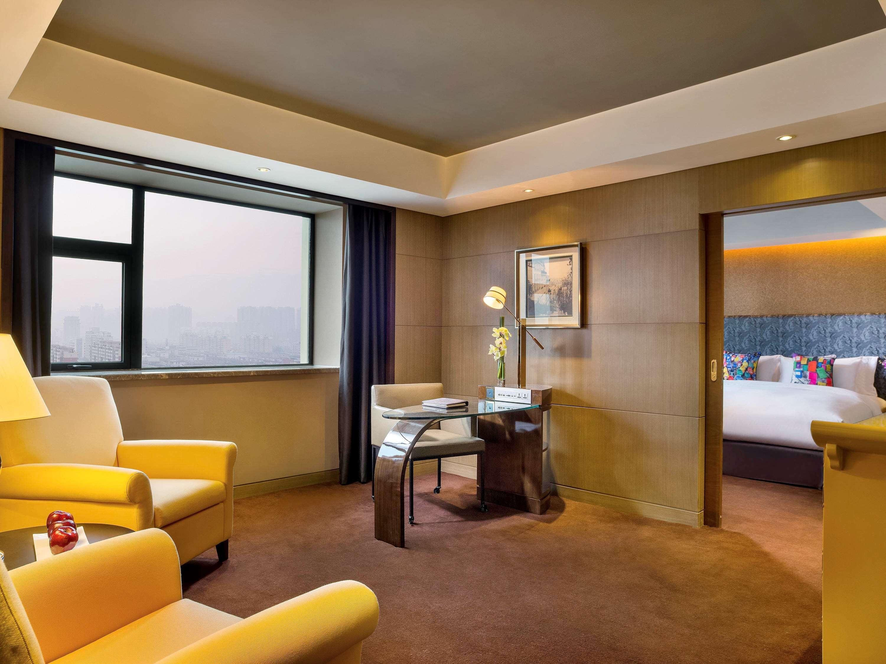 Hotel Sofitel Zhengzhou International Exterior foto